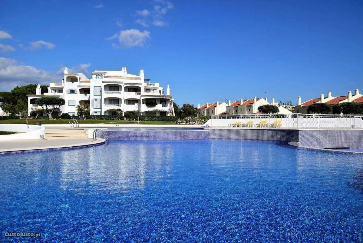 Charming Apartment With Private Garden & Pool Vilamoura Bagian luar foto